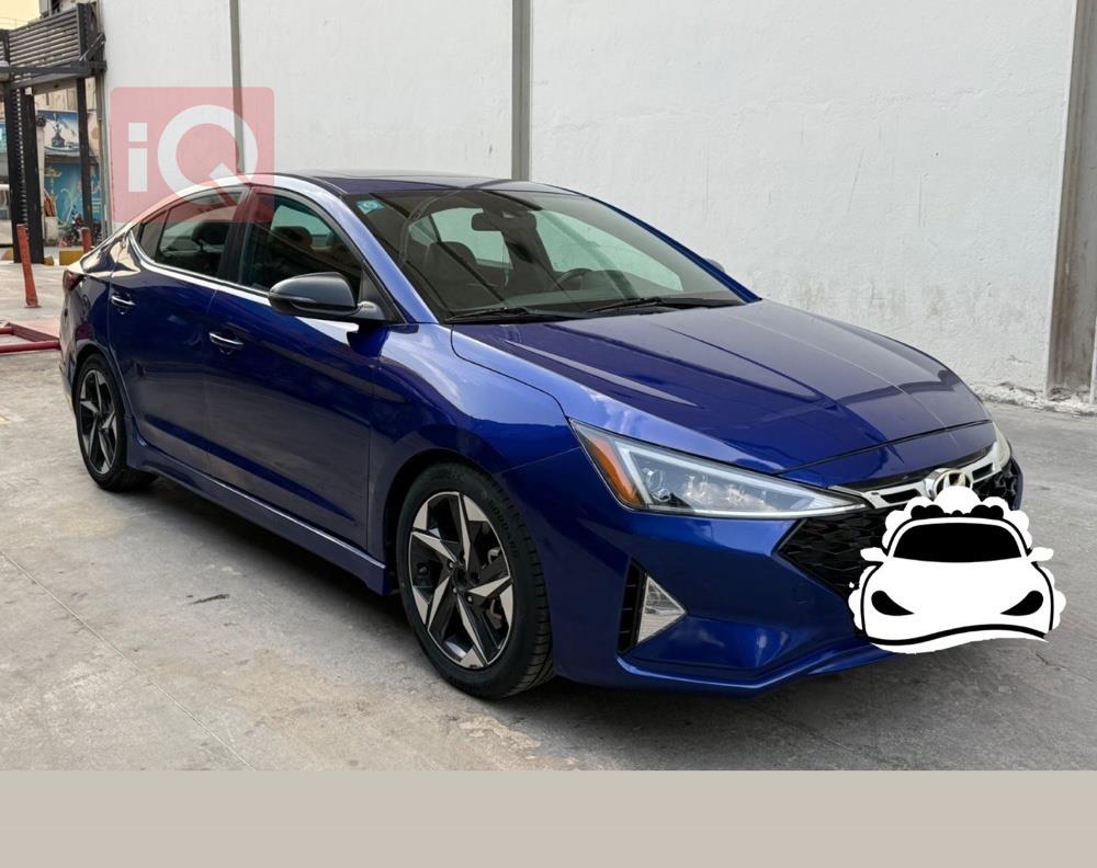 هیوندای ئەلەنترا